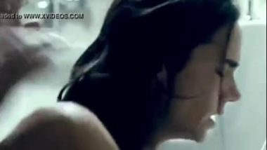 Hard fuck in bathroom