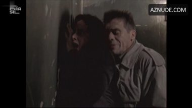 Milf raped against the wall