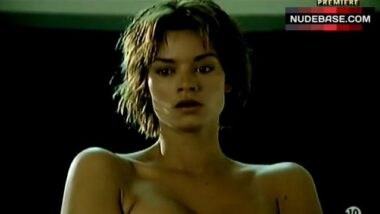 Ingrid Chauin forced strip, Vertiges